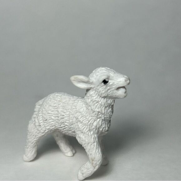 6 Safari Ltd farm animals Mini Figures goat lamb pig calf chicken - Picture 3 of 8